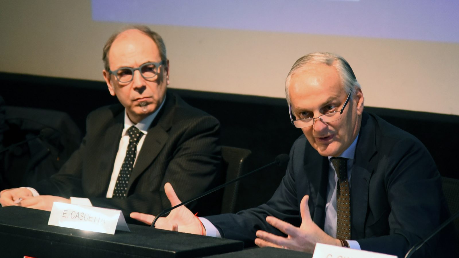 Ennio Cascetta durante la presentazione del documentario RAI “Strade - 90 anni di storia italiana” (Archivio storico Anas)