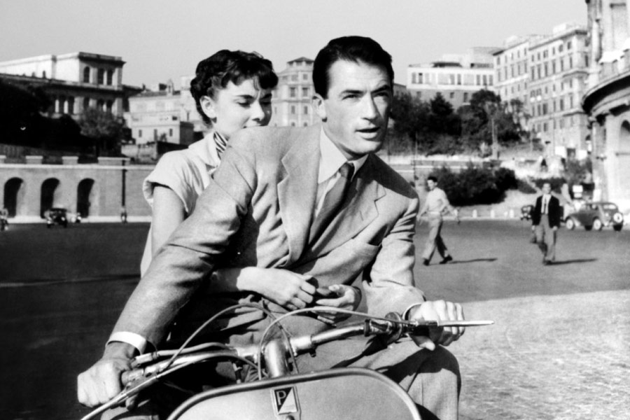 La Vespa è protagonista di Vacanze romane, film del 1953 diretto da William Wyler, interpretato da Gregory Peck e Audrey Hepburn
