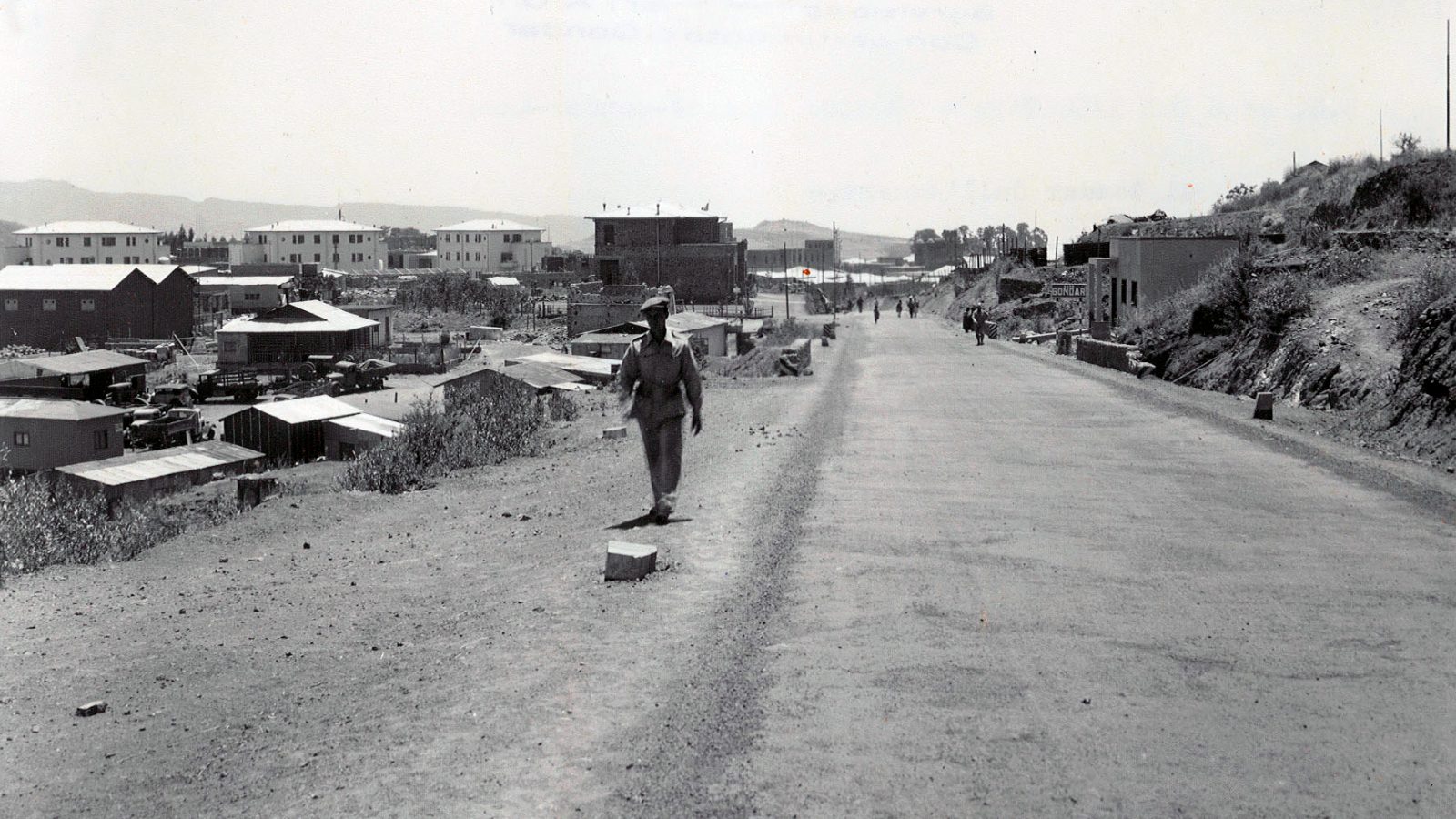 Strada Imperiale del lago di Tana, ingresso di Gondar (Archivio storico Anas)