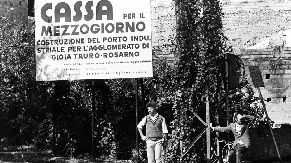 Un cantiere della Cassa per il Mezzogiorno (fonte: lastampa.it)